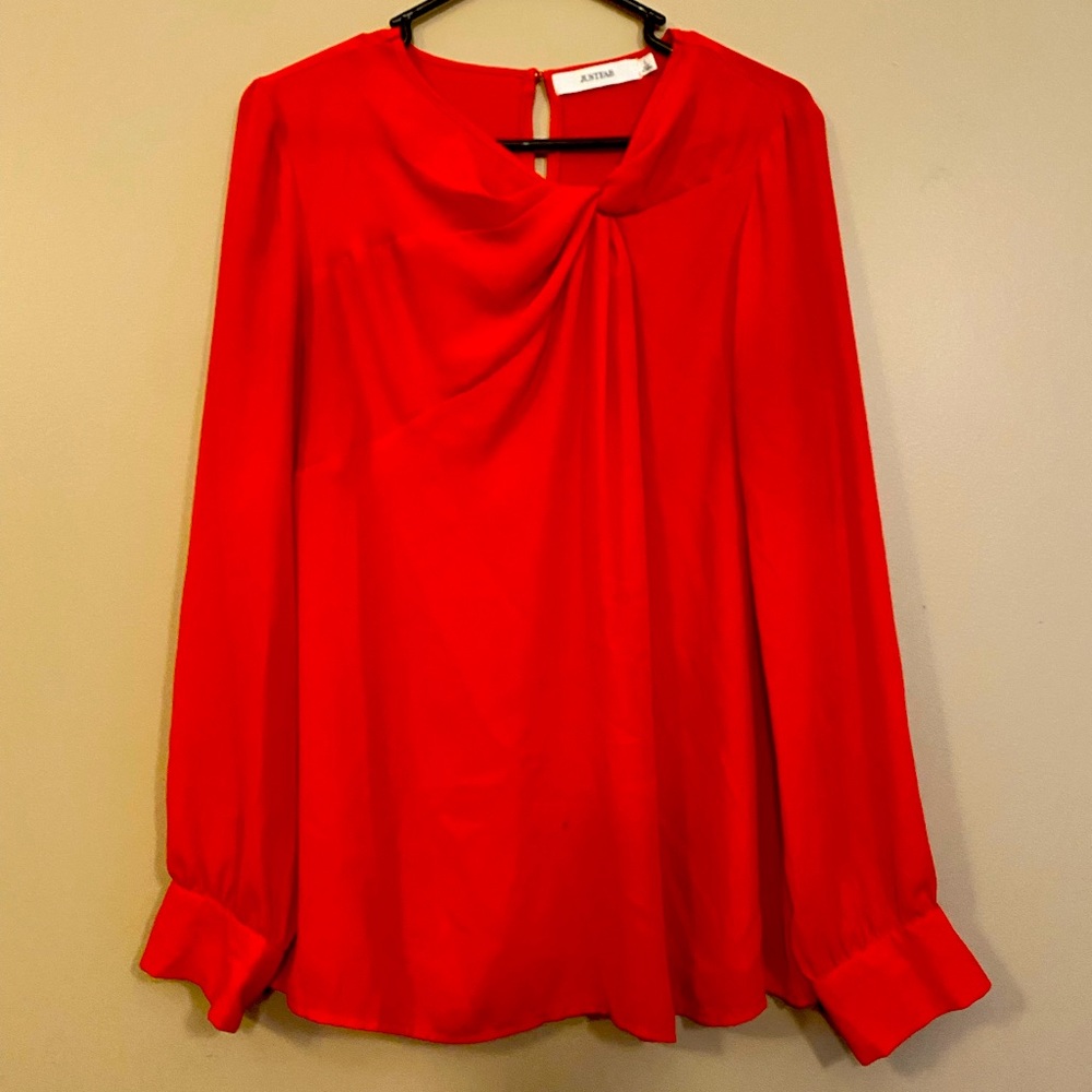 Just Fab blouse size L. Red